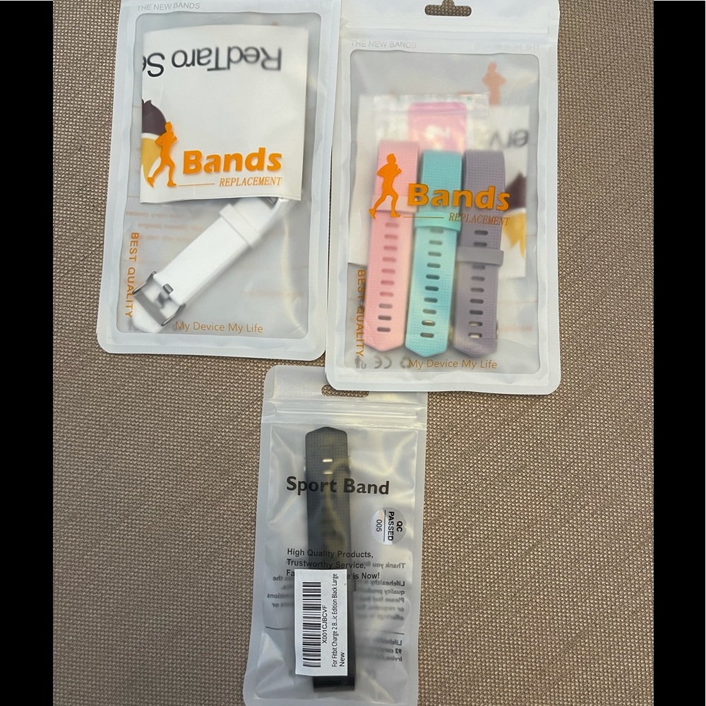 5 brand new wristbands for Fitbit versa 2